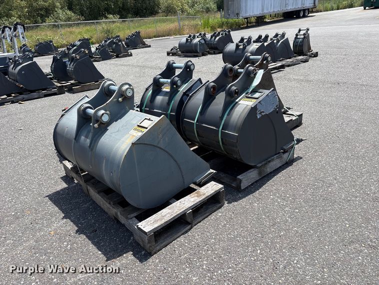 image for item ET0591 Excavator attachments