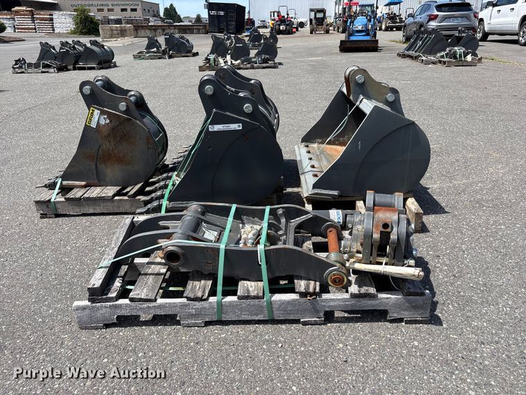 image for item ET0591 Excavator attachments