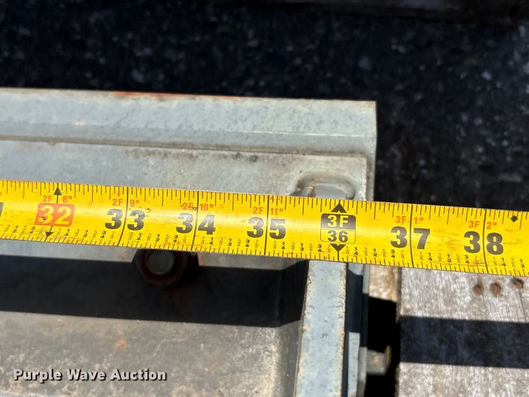 image for item ET0591 Excavator attachments