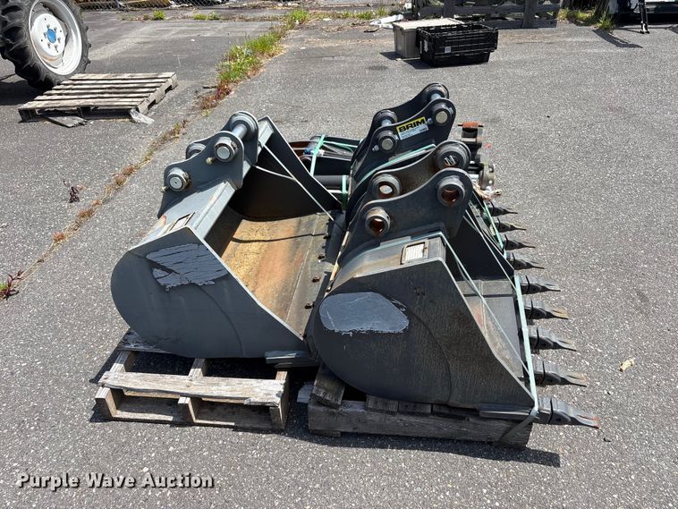 image for item ET0593 Excavator attachments
