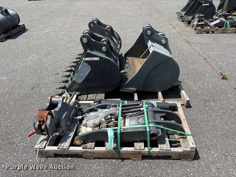 image for item ET0593 Excavator attachments