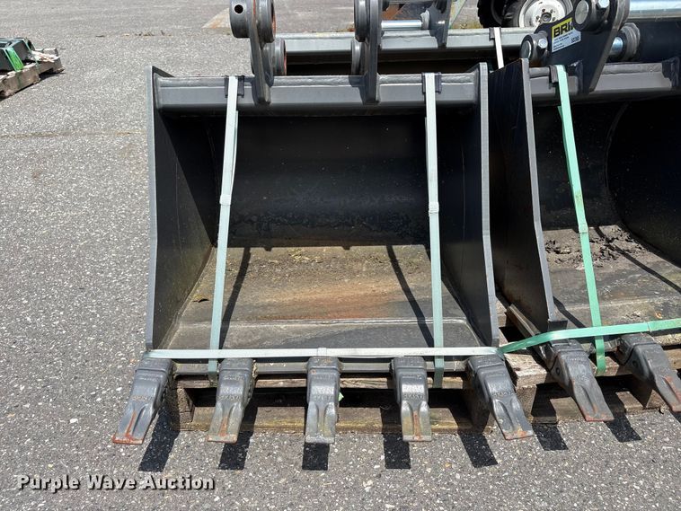 image for item ET0593 Excavator attachments