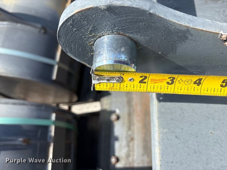 image for item ET0593 Excavator attachments