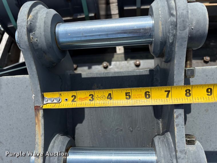image for item ET0593 Excavator attachments