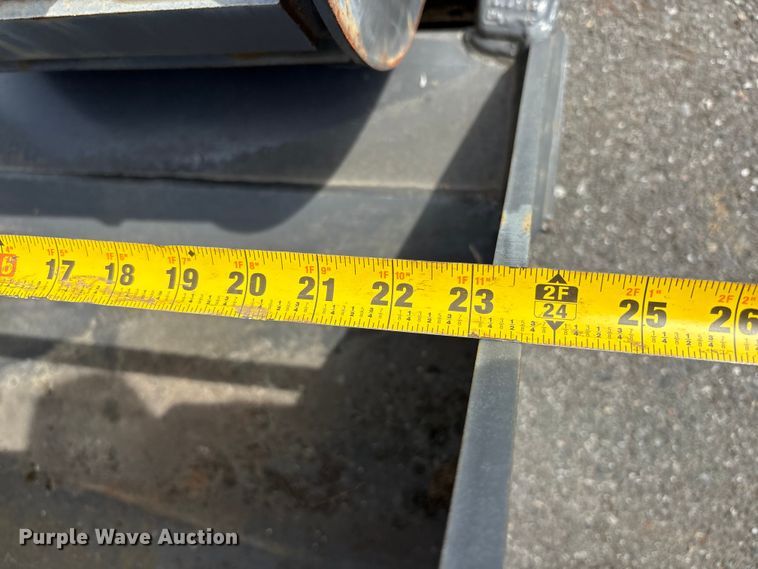 image for item ET0604 Excavator attachment