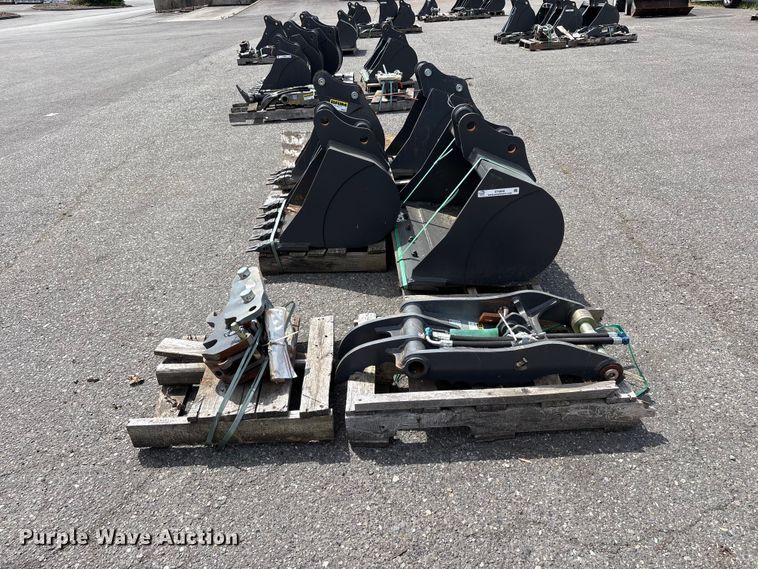 image for item ET0606 Excavator attachments
