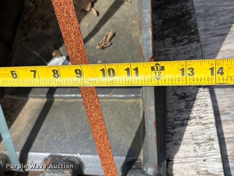 image for item ET0606 Excavator attachments