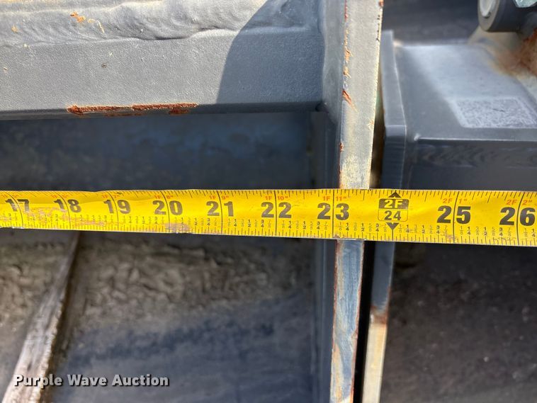image for item ET0611 Excavator attachment