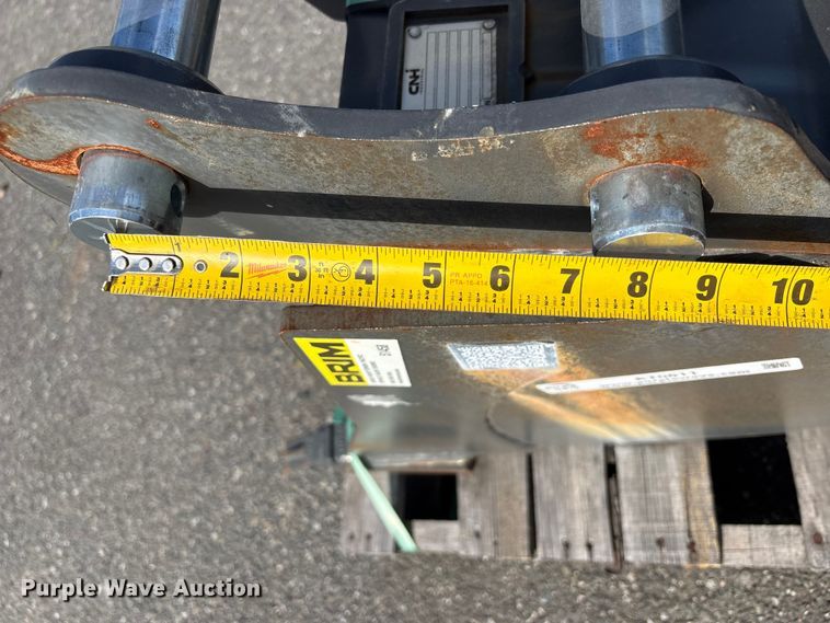 image for item ET0611 Excavator attachment