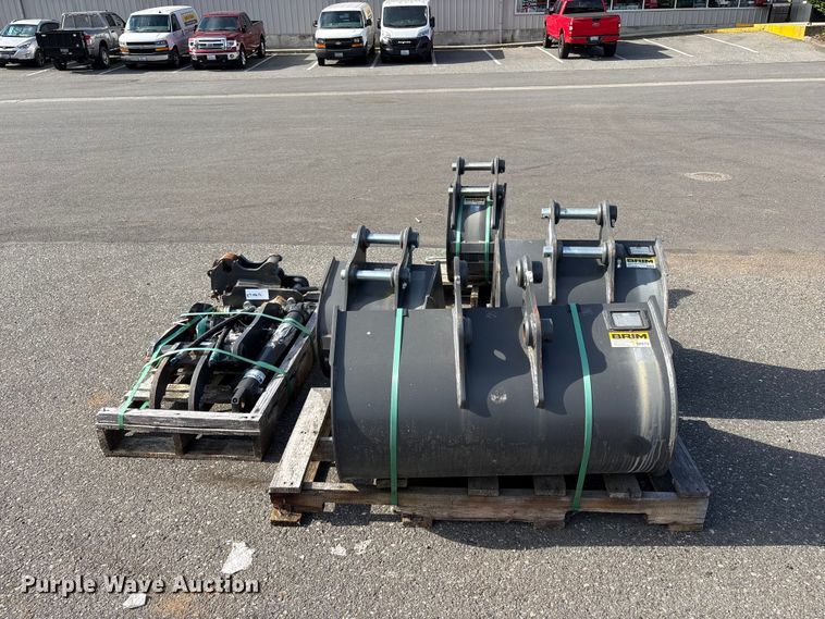 image for item ET0612 Excavator attachments
