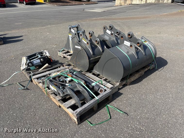 image for item ET0613 Excavator attachment