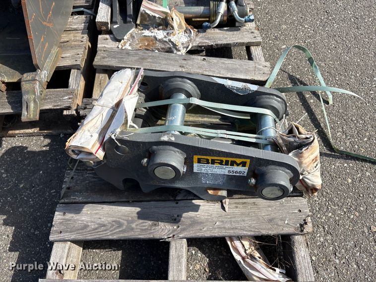 image for item ET0613 Excavator attachment