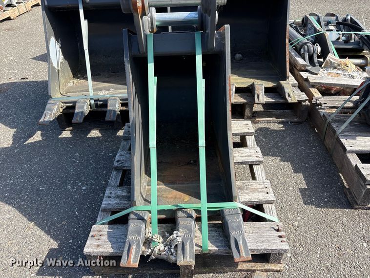 image for item ET0613 Excavator attachment