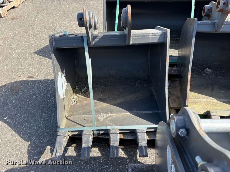 image for item ET0613 Excavator attachment