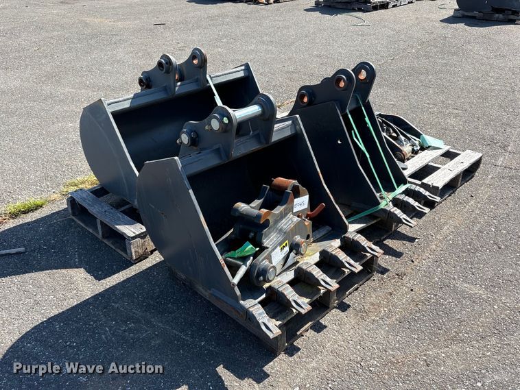 image for item ET0615 Excavator attachments