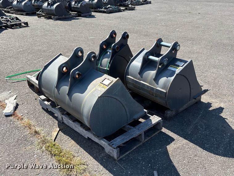 image for item ET0615 Excavator attachments