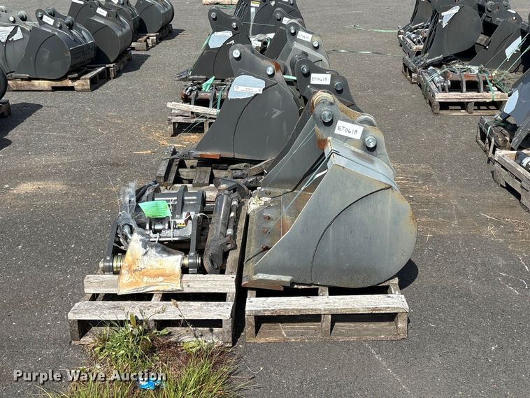 image for item ET0618 Excavator attachments