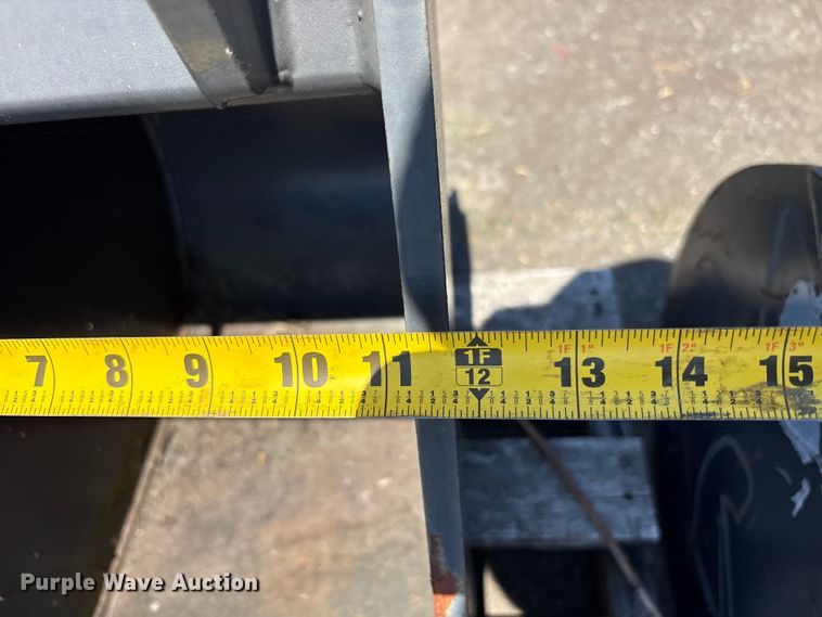 image for item ET0651 (2) CNH Industrial CNH33.37 excavator buckets