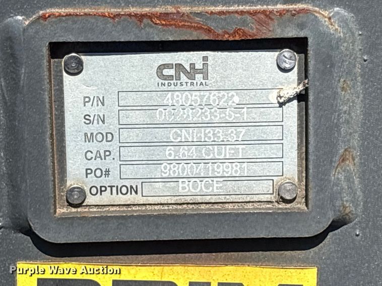 image for item ET0651 (2) CNH Industrial CNH33.37 excavator buckets