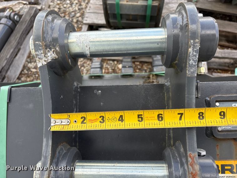 image for item ET0663 Excavator attachments