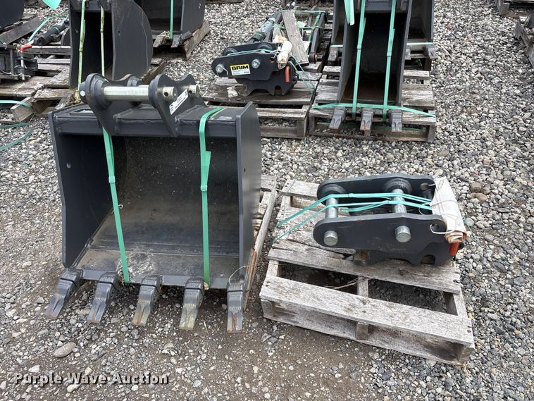 image for item ET0672 Excavator attachment