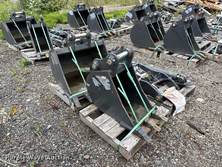 image for item ET0676 Excavator attachments