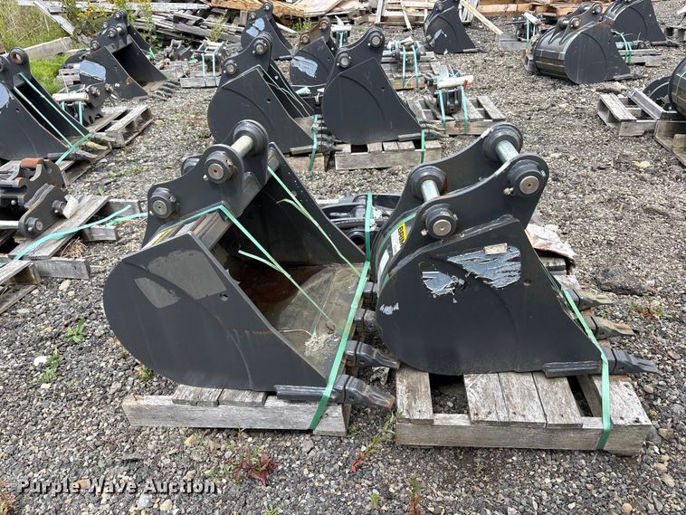 image for item ET0676 Excavator attachments