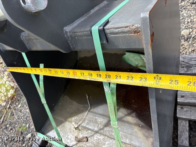 image for item ET0676 Excavator attachments