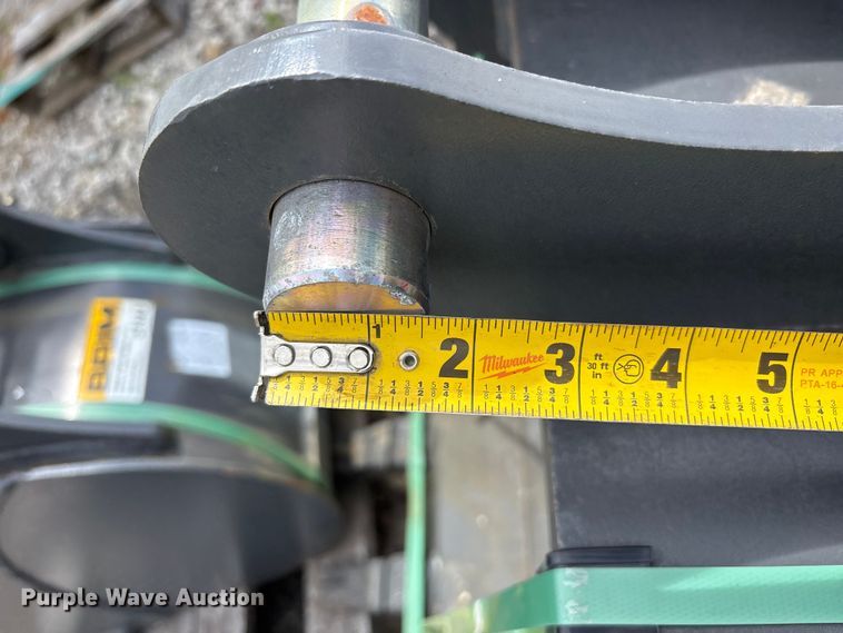image for item ET0676 Excavator attachments