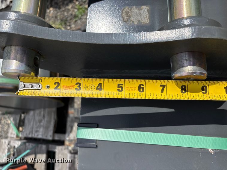 image for item ET0678 Excavator attachments