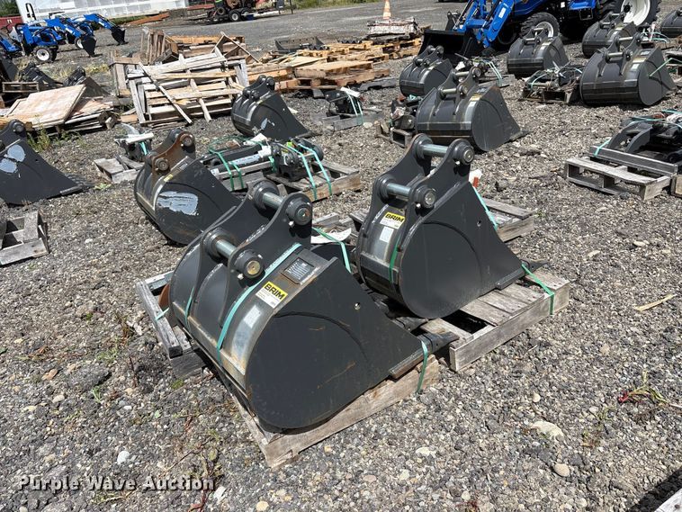 image for item ET0679 Excavator attachments