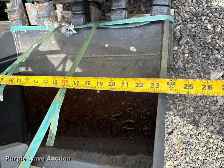 image for item ET0679 Excavator attachments