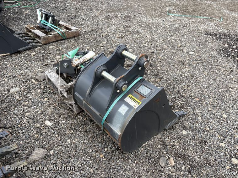 image for item ET0684 Excavator attachments