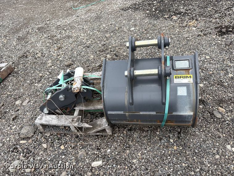 image for item ET0684 Excavator attachments