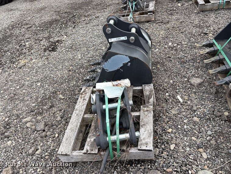 image for item ET0684 Excavator attachments