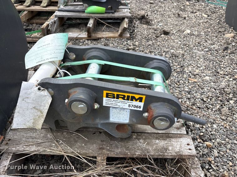 image for item ET0685 Excavator attachments