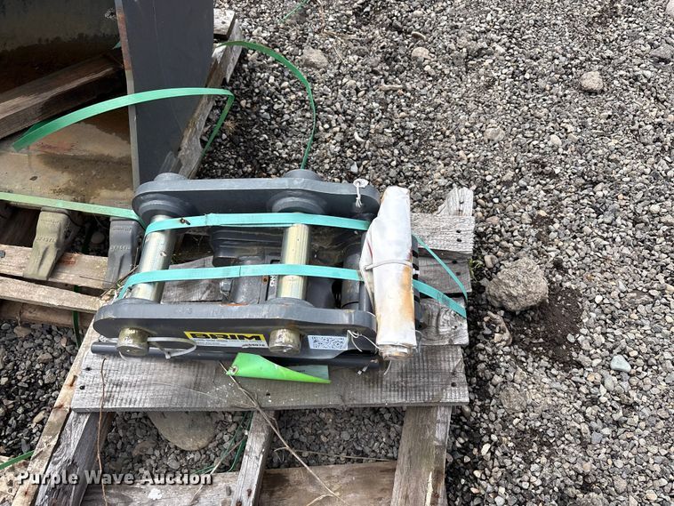 image for item ET0686 Excavator attachment
