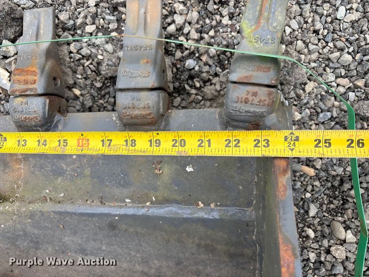 image for item ET0687 Excavator attachments