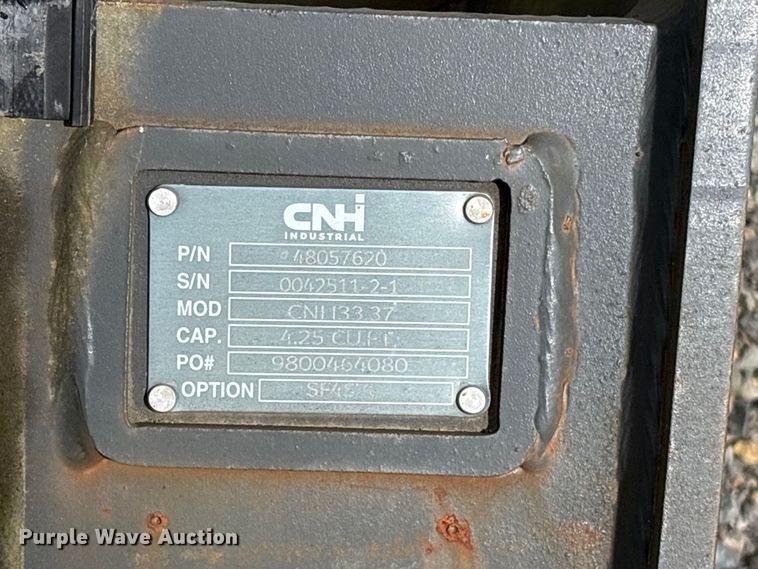 image for item ET0690 Excavator attachments