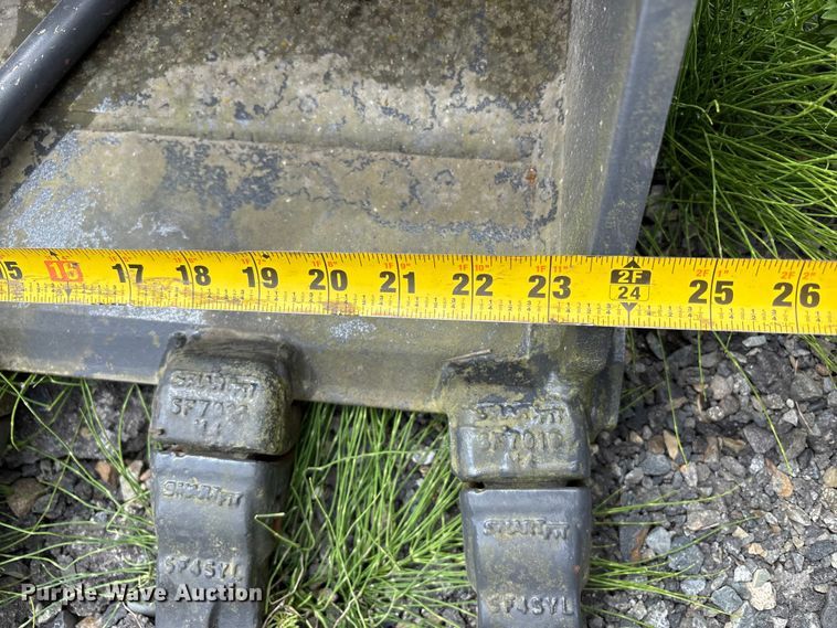 image for item ET0691 Excavator attachments