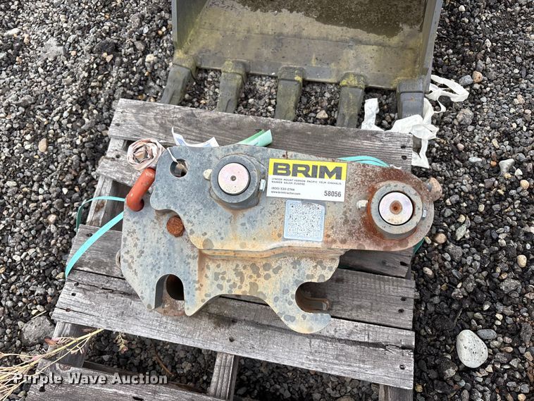 image for item ET0696 Excavator attachments