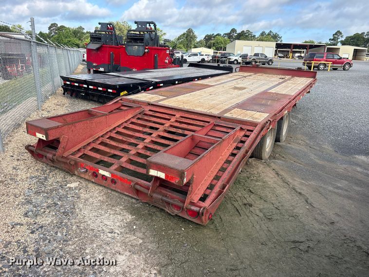 image for item ET2221 2013 Top Hat Industries OTWP25X8.5-25.9A-F equipment trailer