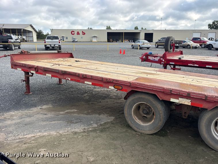 image for item ET2221 2013 Top Hat Industries OTWP25X8.5-25.9A-F equipment trailer