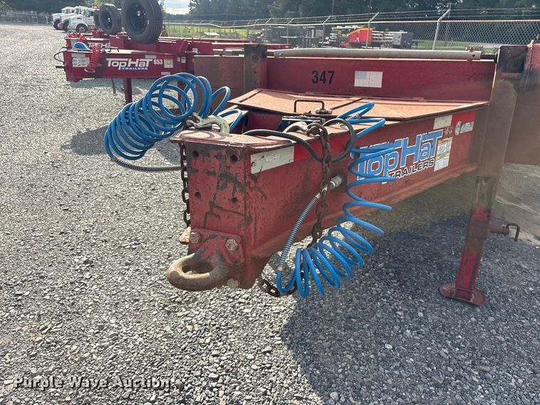image for item ET2221 2013 Top Hat Industries OTWP25X8.5-25.9A-F equipment trailer