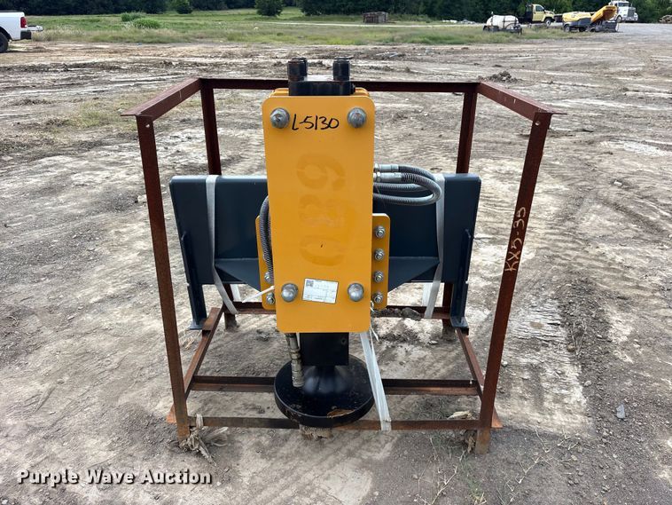 image for item ET2255 2025 Handi HPD680 skid steer post driver