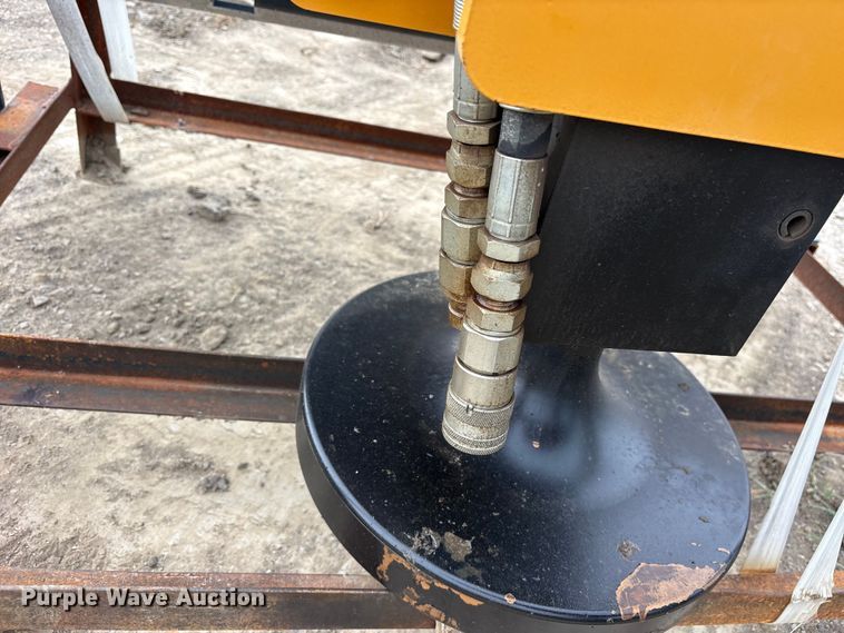image for item ET2255 2025 Handi HPD680 skid steer post driver