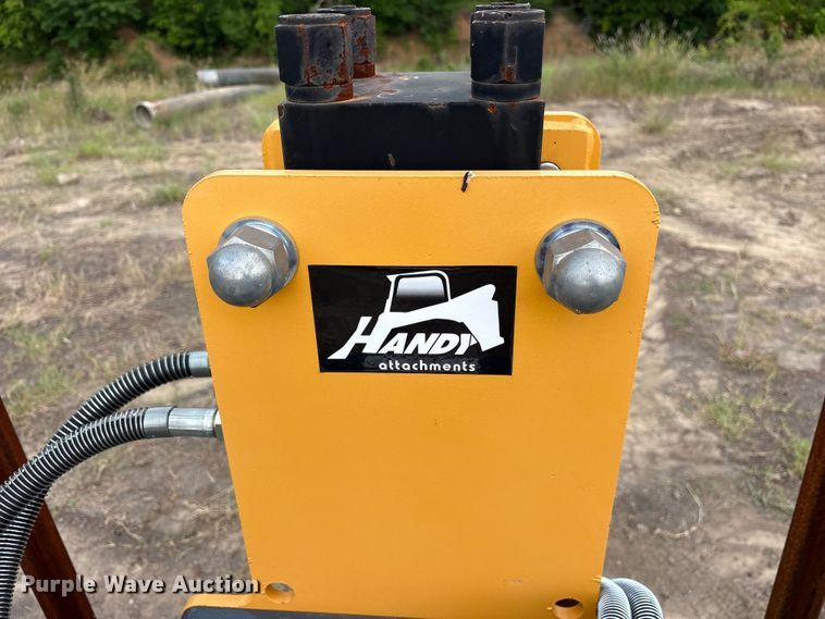 image for item ET2255 2025 Handi HPD680 skid steer post driver