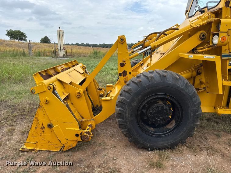 image for item ET6397 1983 Case W18B wheel loader