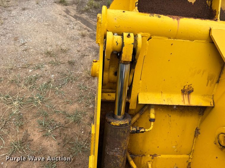 image for item ET6397 1983 Case W18B wheel loader