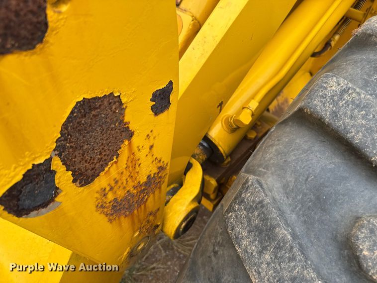 image for item ET6397 1983 Case W18B wheel loader